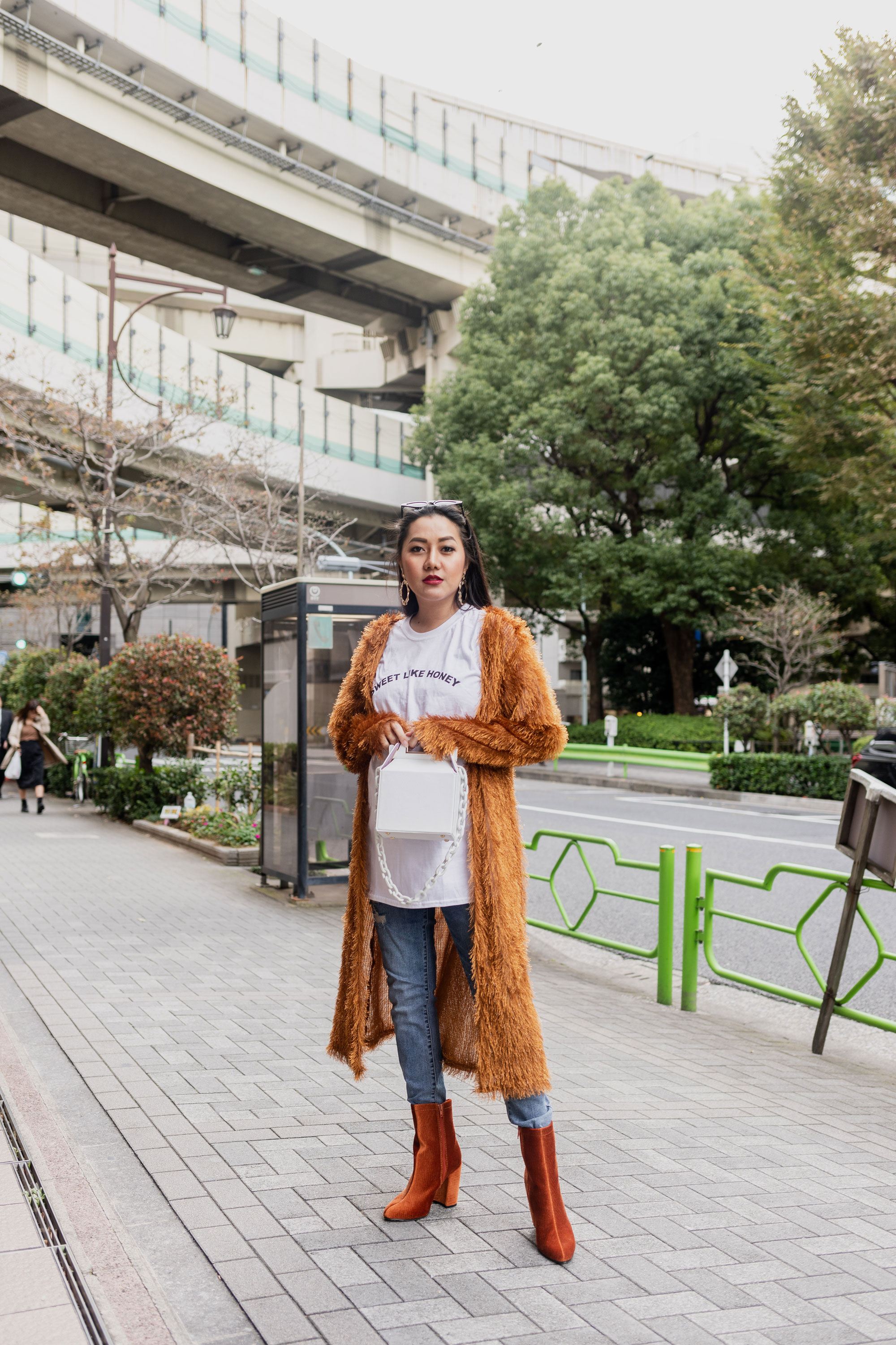 shaggy cardigan outfit