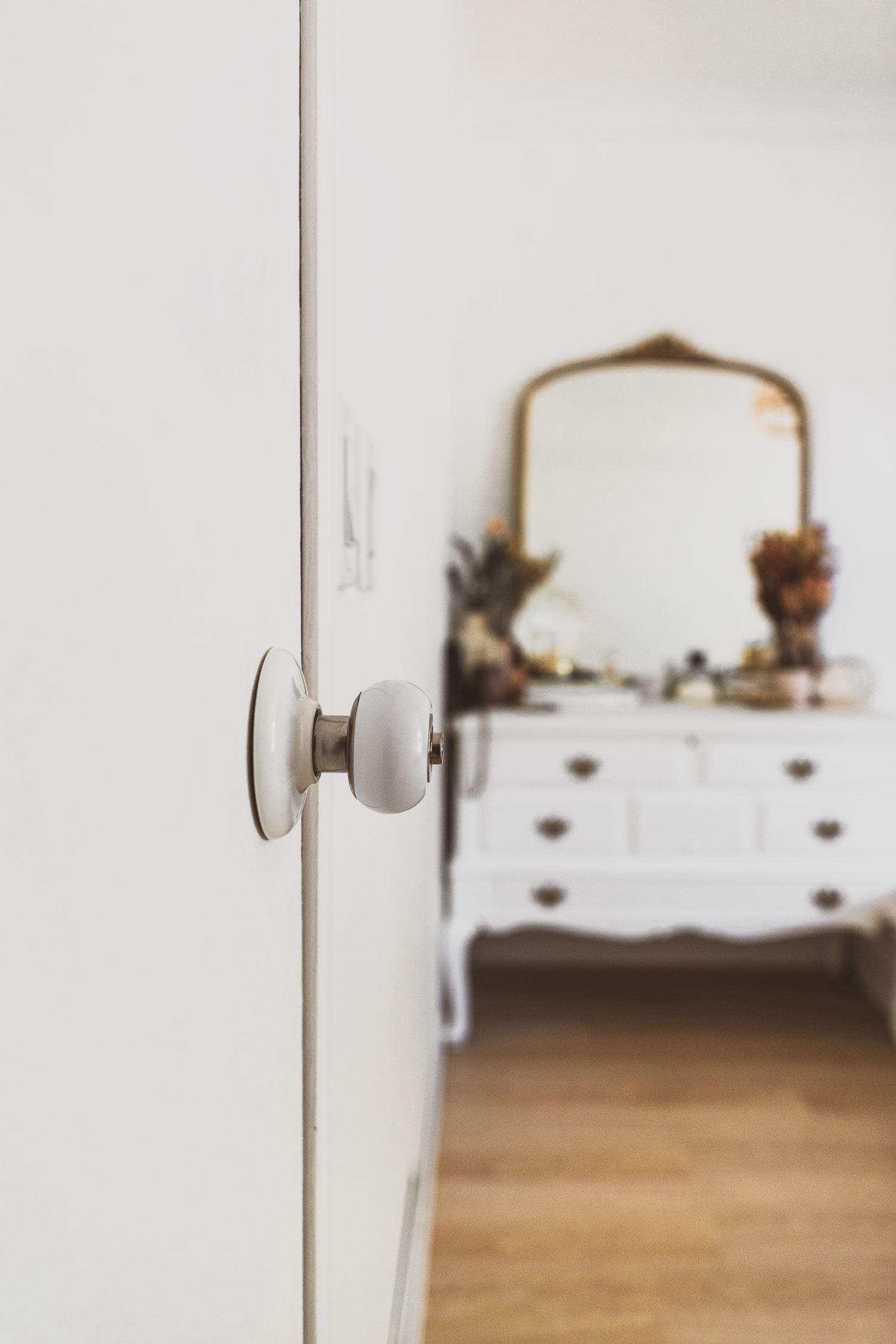 guest-room-renovation-allaboutgoodvibes.com-@curatedbymolly-15