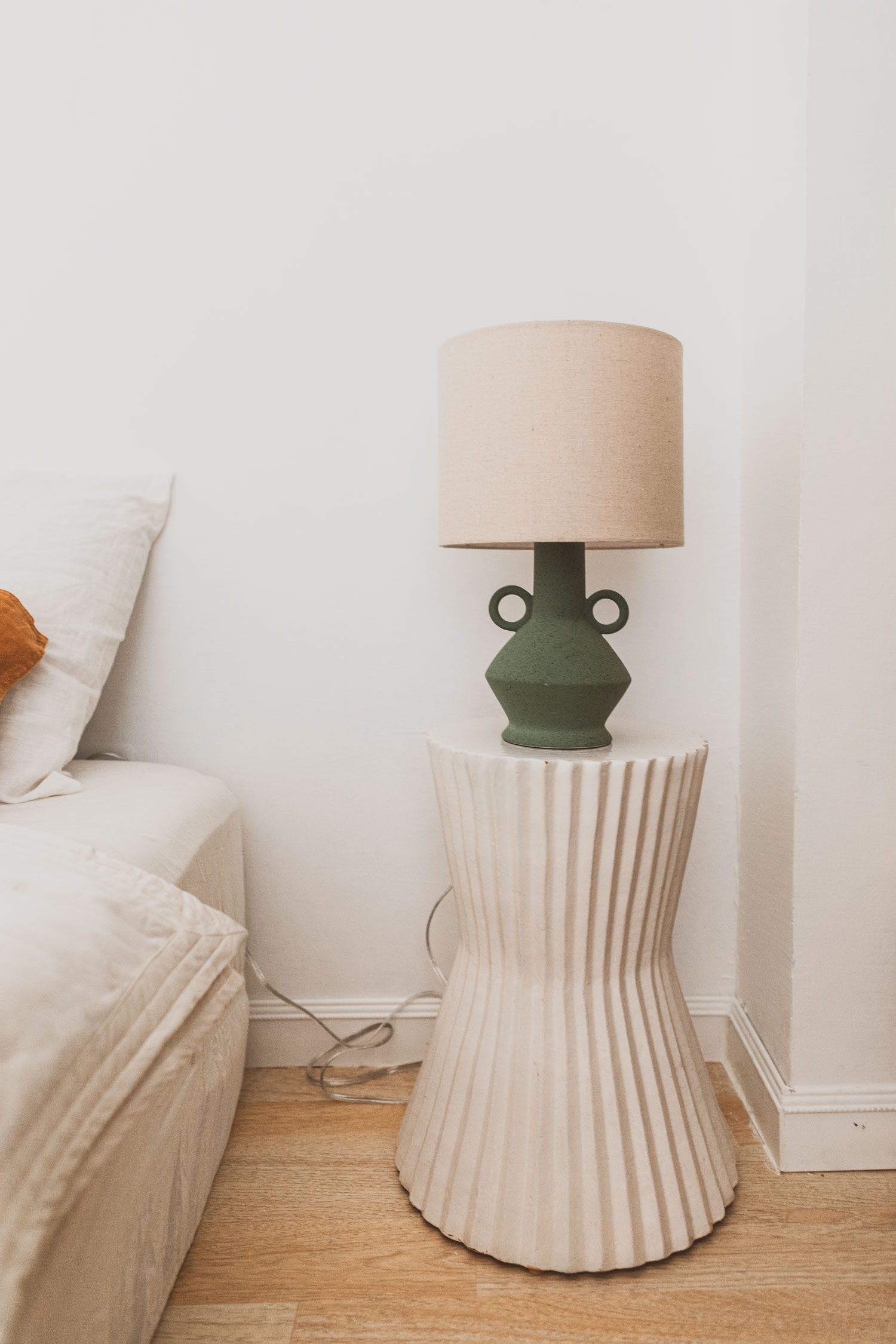 guest-room-renovation-allaboutgoodvibes.com-@curatedbymolly-6