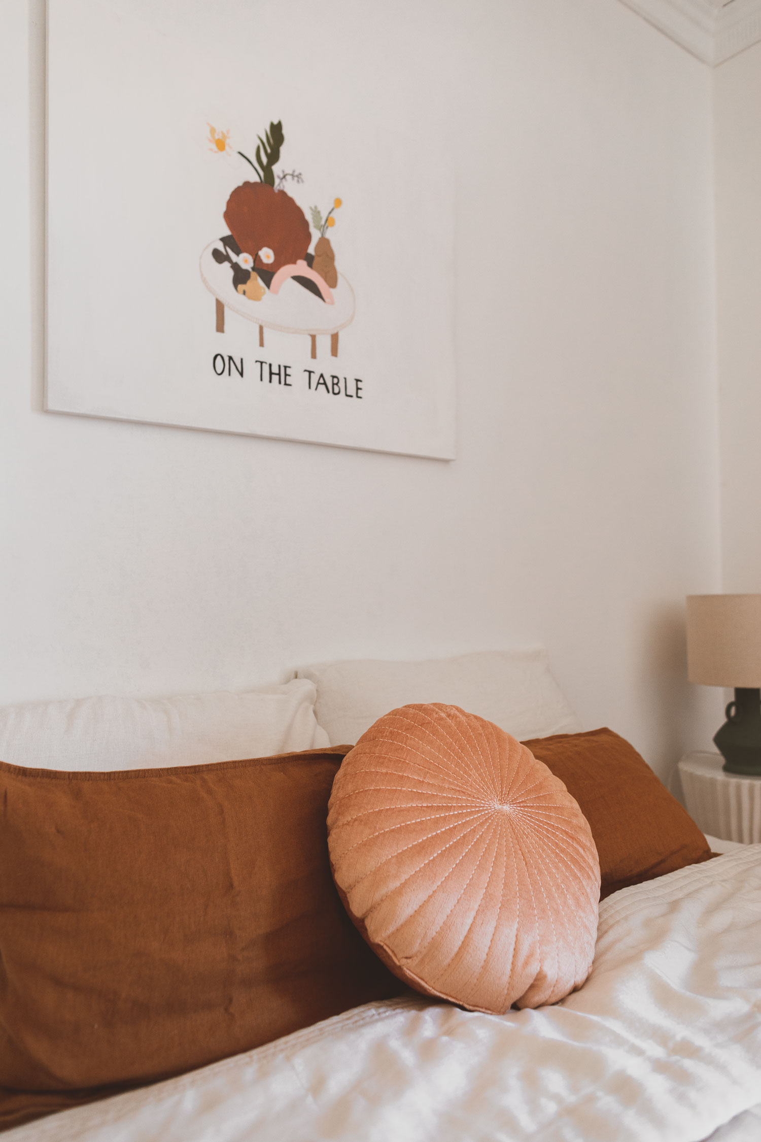 guest-room-renovation-allaboutgoodvibes.com-@curatedbymolly-7