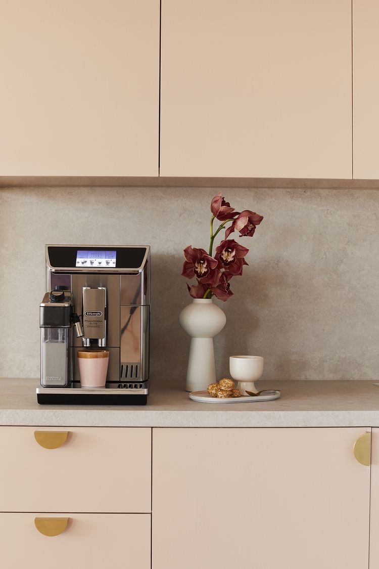 Breakfast Nook: Cafe Corner Inspirations-8