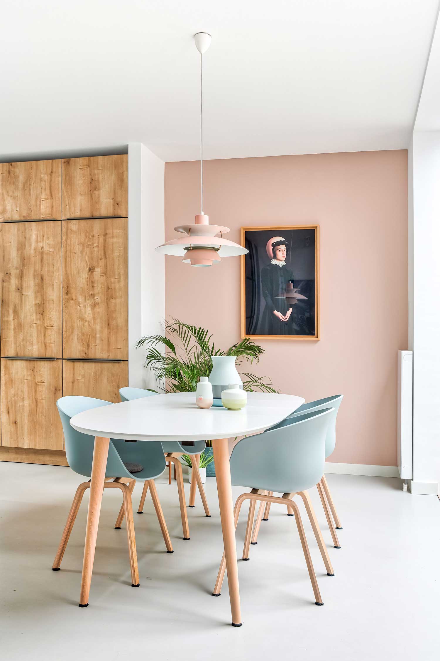 Three-Ways-to-Make-Your-House-Feel-Like-Summer-_-Living-Room-Inspo-@curatedbymolly-allaboutgoodvibes.com-Molly-Larsen--1 Three Ways to Make Your House Feel Like Summer | Living Room Inspo-@curatedbymolly allaboutgoodvibes.com-Molly Larsen